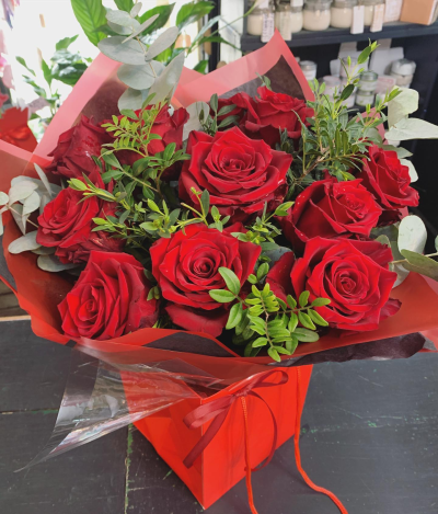 For My Sweetheart - 12 luxury red roses and fabulous foliage are all you need to make a grand romantic gesture to your sweetheart.